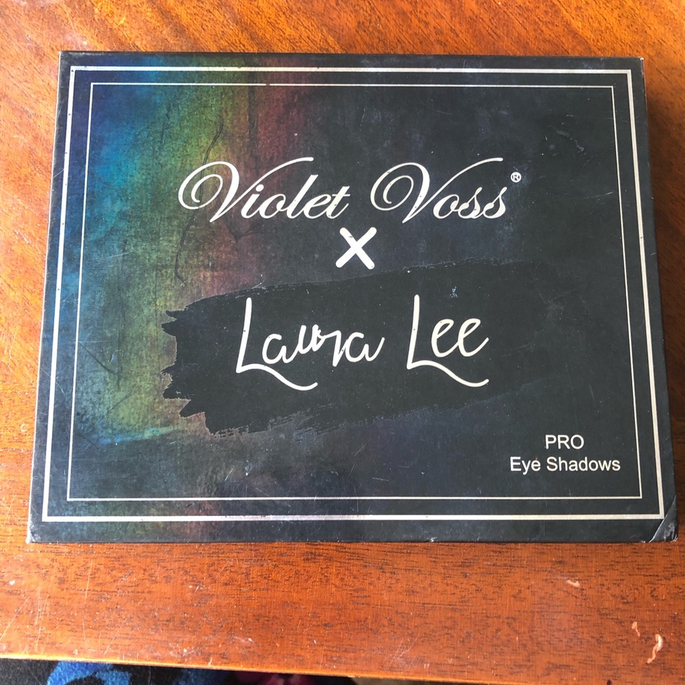 Laura Lee x Violet Voss palette